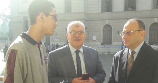 بالصور.. التعليم تتابع تفعيل استخدام بنك المعرفة بمدرسة السعيدية