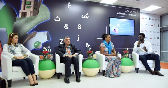 أدباء يؤكدون: الكتابة متعة تبدأ بالشغف وتستمر حال التواصل مع الآخرين