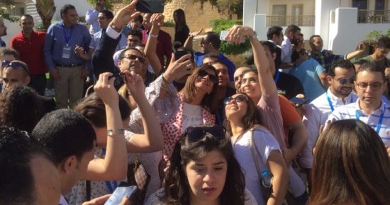 وزيرة الهجرة تبحث الاستفادة من خبرات شاب مصرى يعمل مستشارا للحكومة الصينية 