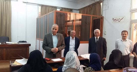  محافظ القليوبية ونائب رئيس الجامعة يتفقدان أعمال مبادرة "إبدأ مشروعك" 