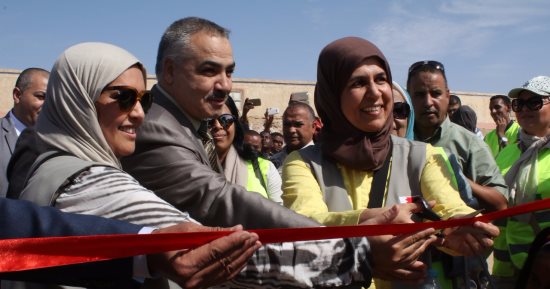 بالصور.. إفتتاح مدرستين للتعليم المجتمعى بأسوان بالتعاون مع البحرين