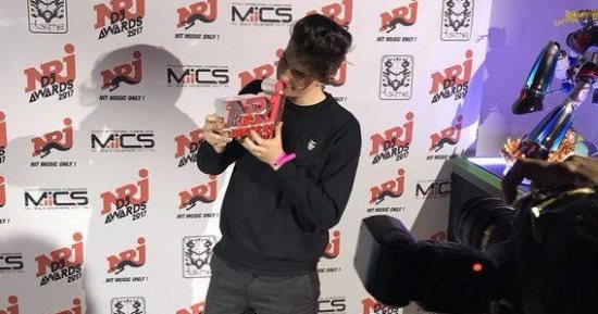 جاستن بيبر وMARTIN GARRIX يحصدان جوائز "إينرجى" لـ DJ