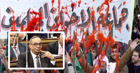 الإخوان مطرودون مشتتون.. ثروت الخرباوى يكشف: السلطات السودانية طالبت عناصر التنظيم بمغادرة أراضيها.. وكيل "دفاع البرلمان": قطر وتركيا ملجأ الفارين.. وباحث فى شئون التيار الإسلامى: ضربة مؤثرة على الجماعة