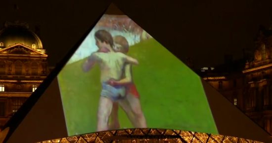 بالفيديو.. "لوفر باريس" يحتفل بأول حامل لرايته بأبو ظبى خارج مدينة النور