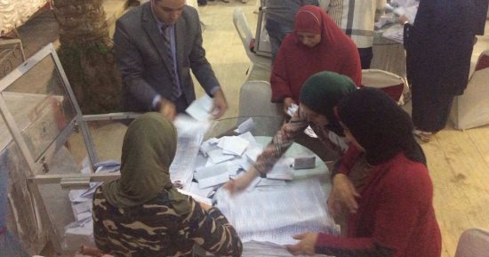 بالفيديو والصور.. بدء فرز أصوات الناخبين فى انتخابات نادى الصيد بالمحلة
