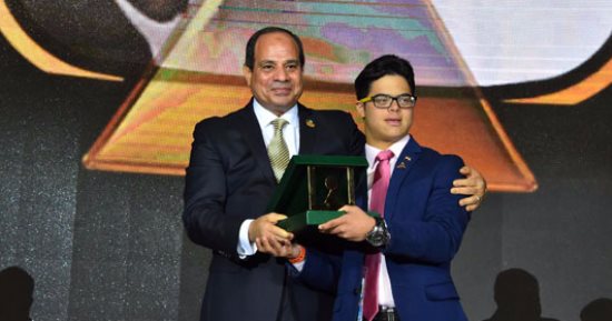 محمد الحسينى سباح المانش يفرد علم مصر غدًا بطول 5 كيلومترات على ضفاف النيل