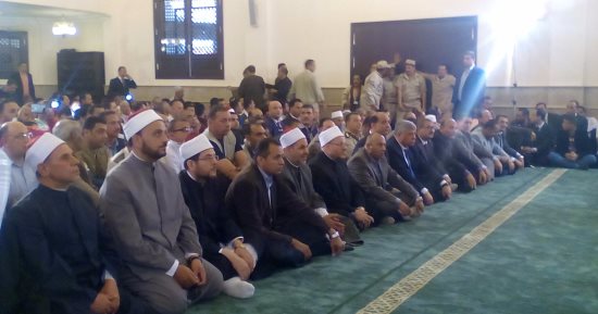 بالصور.. وزير الأوقاف والمفتى ومحافظ المنوفية يفتتحون مسجد لأحد شهداء مذبحة رفح