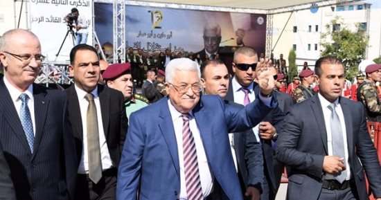 الرئيس الفلسطينى: مستعد للتوصل إلى اتفاق سلام برعاية أمريكية