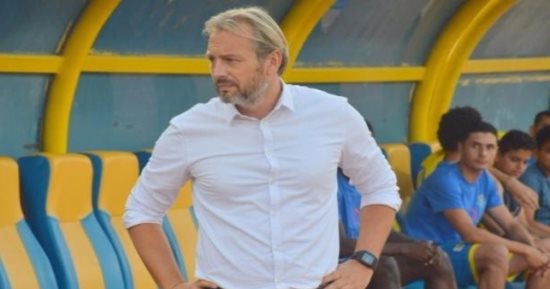 20 لاعبا فى قائمة الإسماعيلى للقاء الزمالك واستبعاد عمر جمال وعبد الخالق 