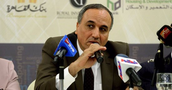 نجل إبراهيم نافع يشكر نقابة الصحفيين والأهرام للوقوف جانبه فى رحيل والده