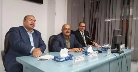 معهد الكبد القومى بجامعة المنوفية يكرم العاملين المثاليين و المحالين للمعاش