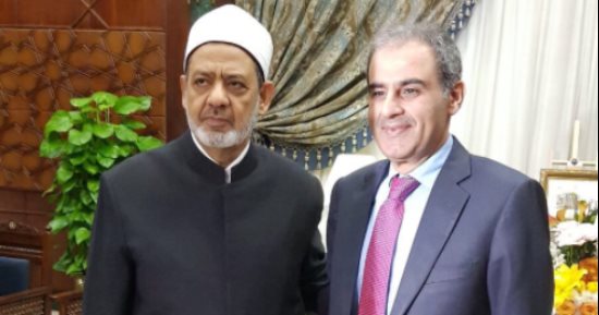 مدير إعلام أبو ظبى: نستمد من شيخ الأزهر نور البصيرة وتعزيز التسامح