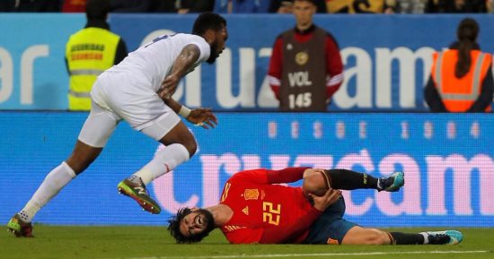 أخبار ريال مدريد اليوم عن قلق زيدان بسبب إصابة إيسكو مع إسبانيا 