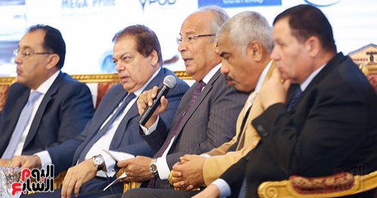 صور.. معتز محمود: الاستثمار العقارى تنمية البلد الحقيقية.. ولا أزمة إسكان فى مصر 