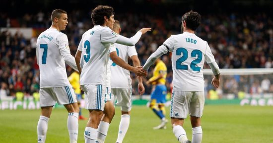 فيديو.. ريال مدريد يسجل هدفين أمام أبويل فى دقيقتين عن طريق بنزيما وناتشو