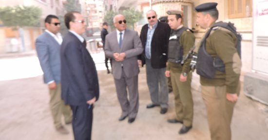 مدير أمن البحيرة يتفقد الخدمات الأمنية للكنائس بمدينة دمنهور "صور"