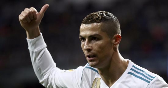 فيديو.. كريستيانو رونالدو يسجل هدفين فى 5 دقائق لريال مدريد أمام أبويل