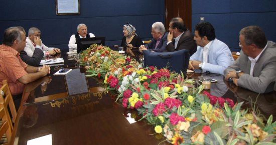 رئيس ميناء دمياط يعقد اجتماعا مع أعضاء مجلس إدارة غرفة الملاحة
