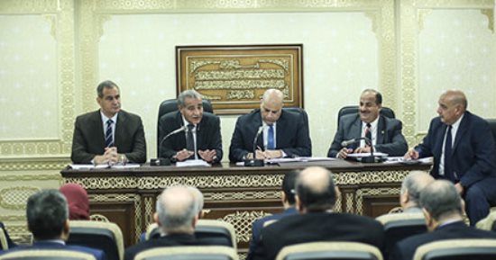 وزير التموين: مخزون السكر 890 ألف طن.. وخفضنا سعره لـ 9.5 جنيه للكيلو 