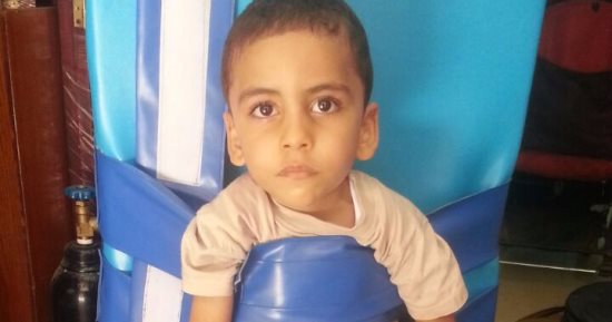 استجابة لـ"اليوم السابع".. الصحة تتصل بوالد طفل ضمور العضل الشوكى لعلاجه