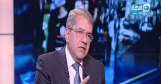 وزير المالية عن الوضع الاقتصادى: "مقطورة على المطلع وبنزقها لحد ما تمشى"
