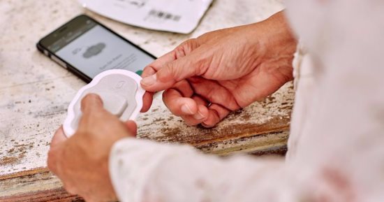 هتعرف المريض خد الدوا ولا لأ.. FDA توافق على أول عقار "رقمي" لعلاج الفصام