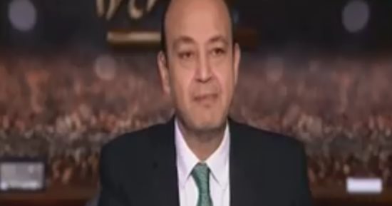 عمرو أديب: لو ماكنش الأهلى سافر الإمارات كانوا حيبعتوا لهم الكاس 