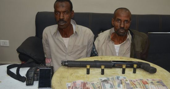 القبض على شقيقين كونا تشكيلا عصابيا لسرقة المواطنين بالاكراه فى الشروق