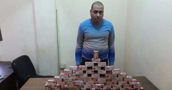 القبض على عامل لحيازته 5700 قرص ترامدول بمنشأة نصر