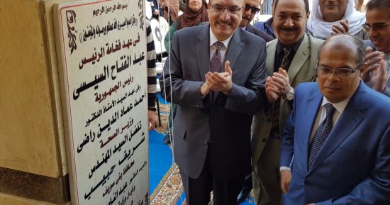 محافظ بنى سويف والنائب بدوى النويشى يفتتحان وحدة الغسيل الكلوى بالميمون.. صور