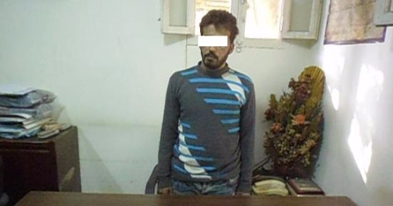 القبض على عاطل بحوزتة 25 لفافة بانجو وفرد خرطوش بقويسنا