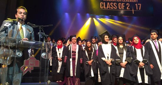 فيديو وصور.. جامعة النهضة تحتفل بخريجى دفعة 2017 بحضور وزير التعليم العالى "صور"