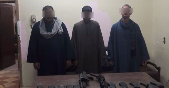 ضبط تشكيل عصابى بحوزته 2 بندقية آلية و100 طلقة و10 خزن بقرية البلابيش