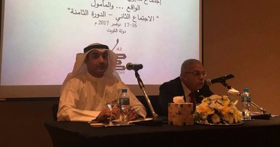 رئيس اتحاد الناشرين العرب يكرم مدراء المعارض العربية.. صور