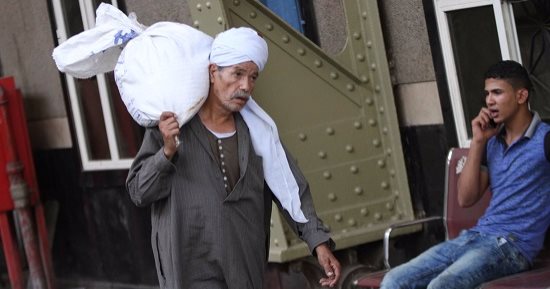 صورة اليوم.. دى الدنيا خيرها وعزّها للشقيانين