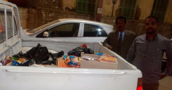 ضبط فراخ وحلوى وعصائر منتهية الصلاحية فى حملة تموينية موسعة بالأقصر