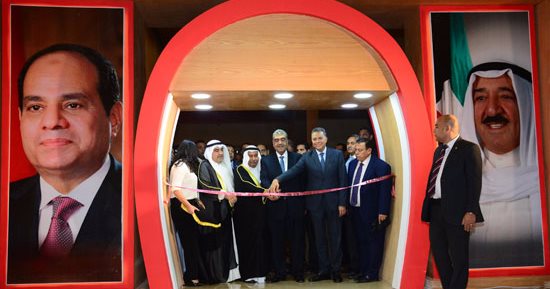 منظم الأسبوع الكويتى فى مصر: نتوقع نقلة كبيرة للاقتصاد المصرى خلال عامين.. العلاقات المصرية الكويتية نموذج يحتذى للإخاء فى المنطقة.. ونحن ثانى أكبر مستثمر عربى فى مصر.. منتدى شباب العالم سيكون له ثمار طيبة