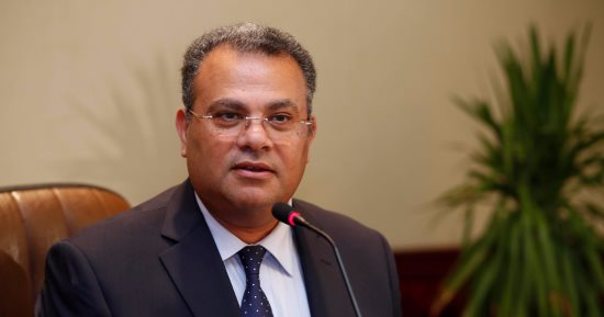 بالمستندات.. قانون بناء الكنائس "بيطلع قماش".. محافظ المنيا يمنح تراخيص لترميم وإقامة شعائر بـ١٩ كنيسة.. رئيس "الإنجيلية": تقدمنا بطلبات لـ٢٠ كنيسة والاستجابة تؤكد "مصر تغيرت للأفضل"