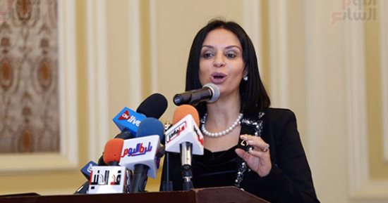 مايا مرسى من الفيوم: نستهدف تحقيق 100 ألف أسرة منتجة بمصر