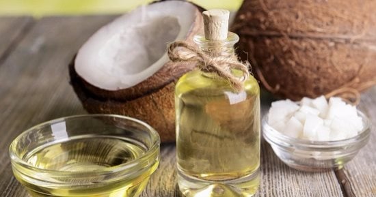 فوائد جوز الهند عديدة منها قتل البكتيريا الضارة بالجسم وواقى من الشمس
