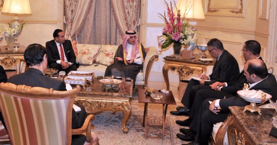 الجبير: المدعى العام السعودى رصد أكثر من 100 مليار دولار من الأموال المنهوبة.. صور