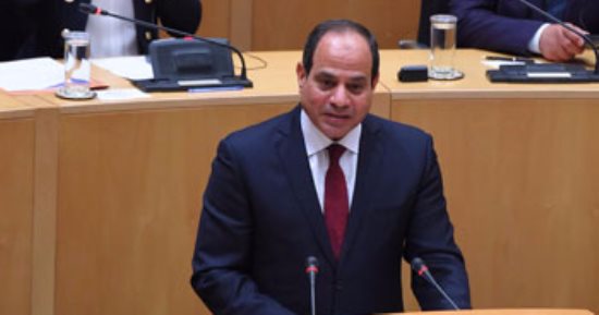 فيديو.. السيسي: مصر تخوض حربا ضروسا ضد الإرهاب يوميا.. ورائدة فى السلام