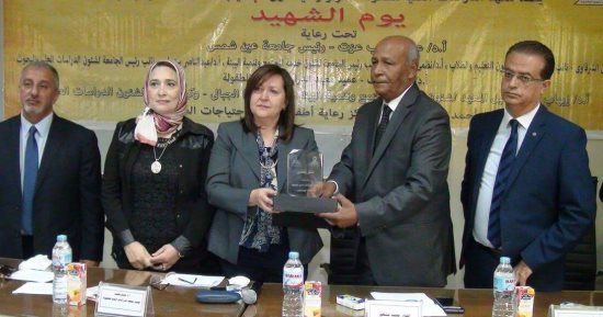 إطلاق اسم الشهيد إسلام مشهور على قاعة بمركز ذوى الاحتياجات بجامعة عين شمس