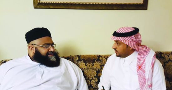 رئيس علماء باكستان: ممارسات قطر وإعلامها ضد مصالح الأمة الإسلامية
