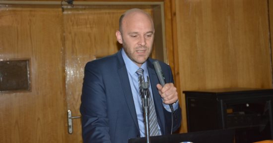 طبيب فرنسى يحذر من الأعراض المرضية لإضرابات النوم بمؤتمر الطب بجامعة أسيوط