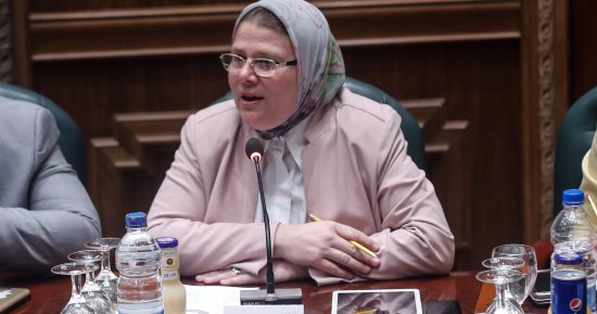 عبد العال للنائبة شيرين فراج: أنتِ تثيرين اللغط بالجلسة..ولن أمنحكِ الكلمة.. صور