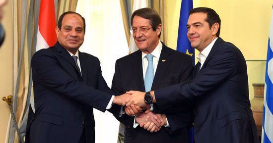 الرئيس السيسى يعود إلى أرض الوطن بعد زيارته لقبرص
