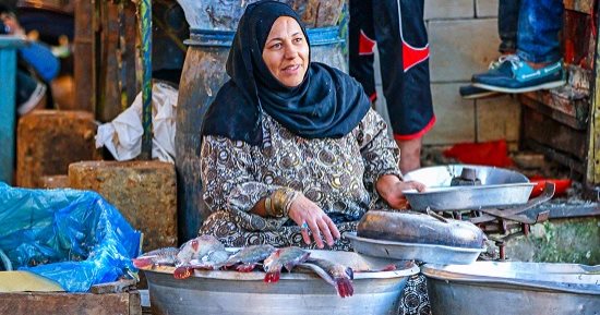 صورة اليوم.. الزمن شاب وانتى شابة.. هو رايح وانتى جايا
