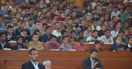 "السياحة المستدامة أمن قومي".. ندوة توعوية لطلاب جامعة الأزهر بأسيوط.. صور