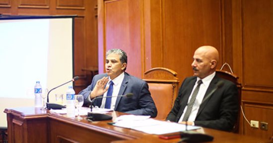 وزير البيئة لـ النائبة شيرين فراج: لو معاكى مستندات ضدى قدميها للنائب العام (صور)